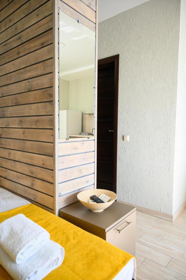 Space Apart Hotel Луцк Экстерьер фото