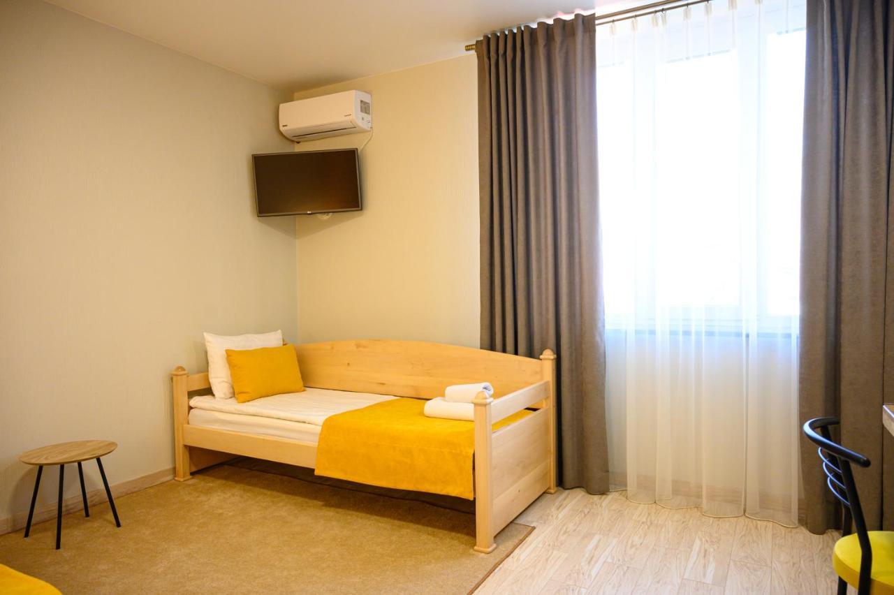 Space Apart Hotel Луцк Экстерьер фото