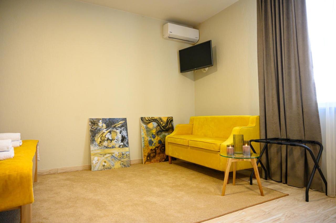 Space Apart Hotel Луцк Экстерьер фото