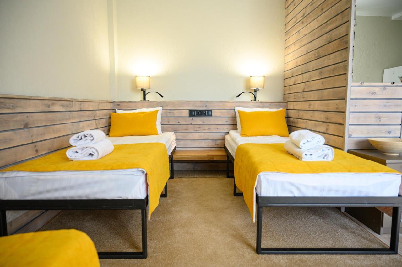 Space Apart Hotel Луцк Экстерьер фото