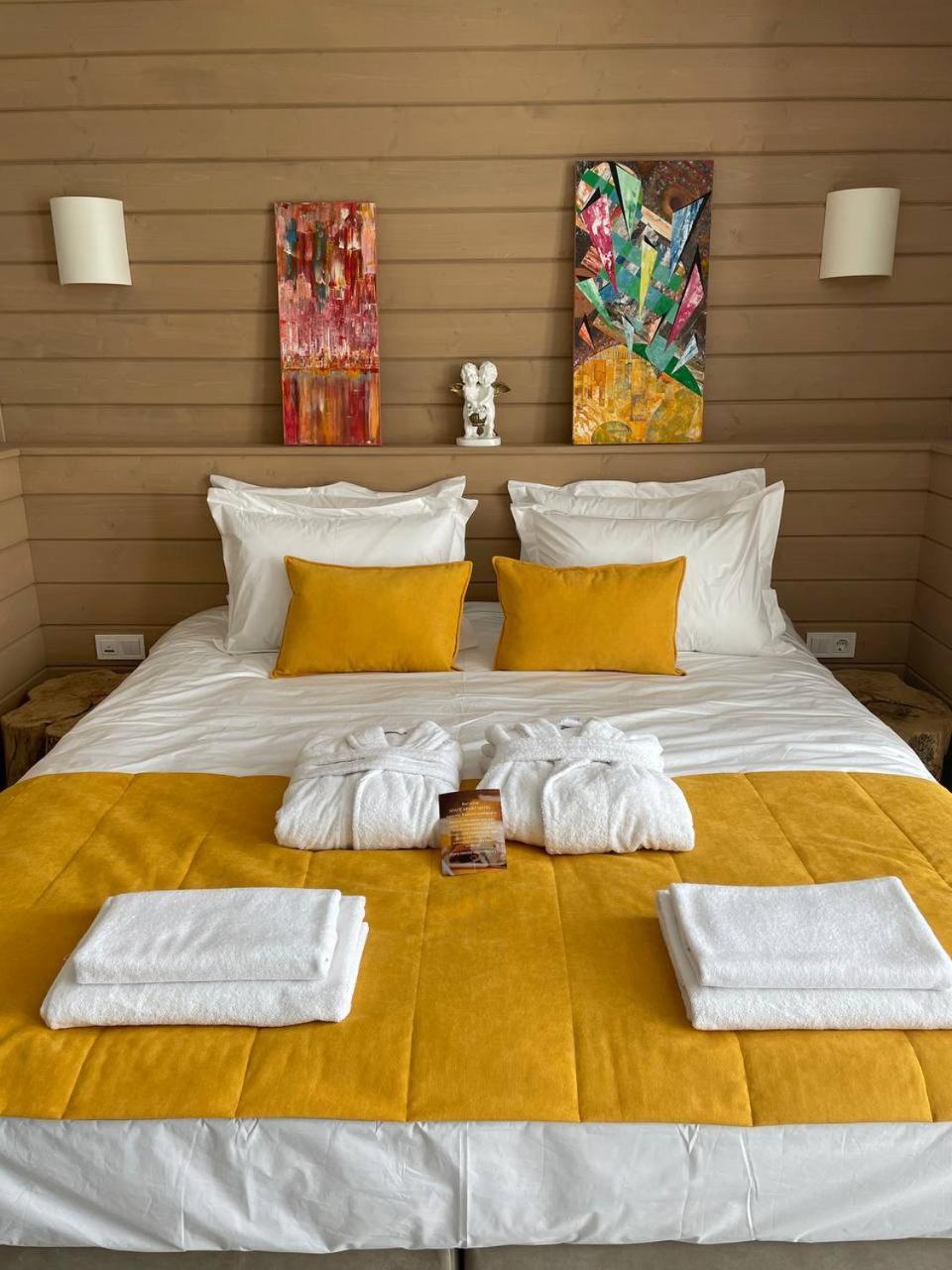 Space Apart Hotel Луцк Экстерьер фото