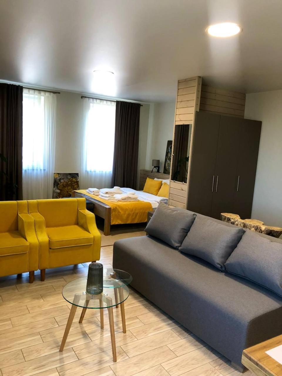 Space Apart Hotel Луцк Экстерьер фото