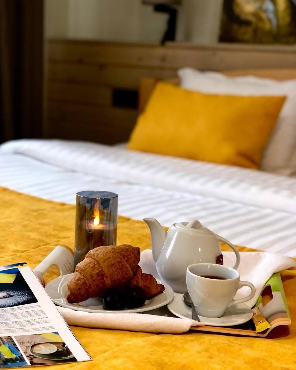 Space Apart Hotel Луцк Экстерьер фото